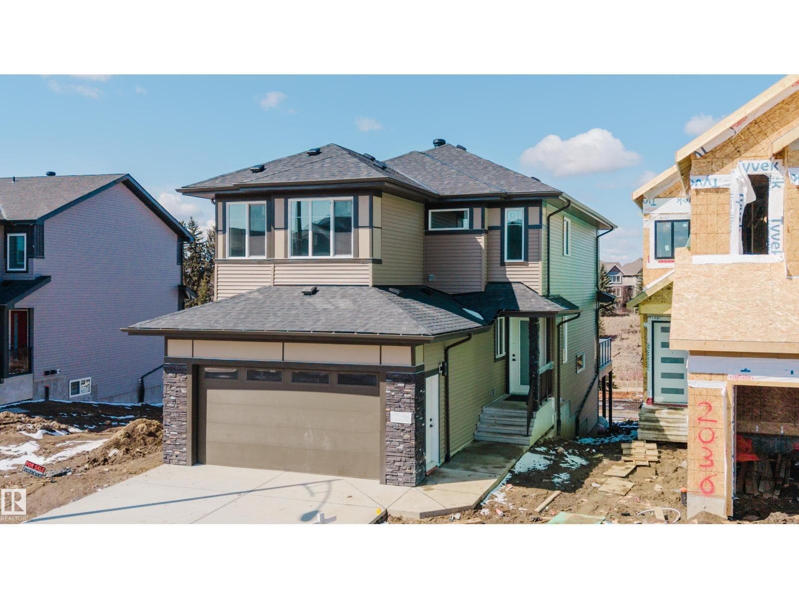 2038 Collip Crescent SW photo 3