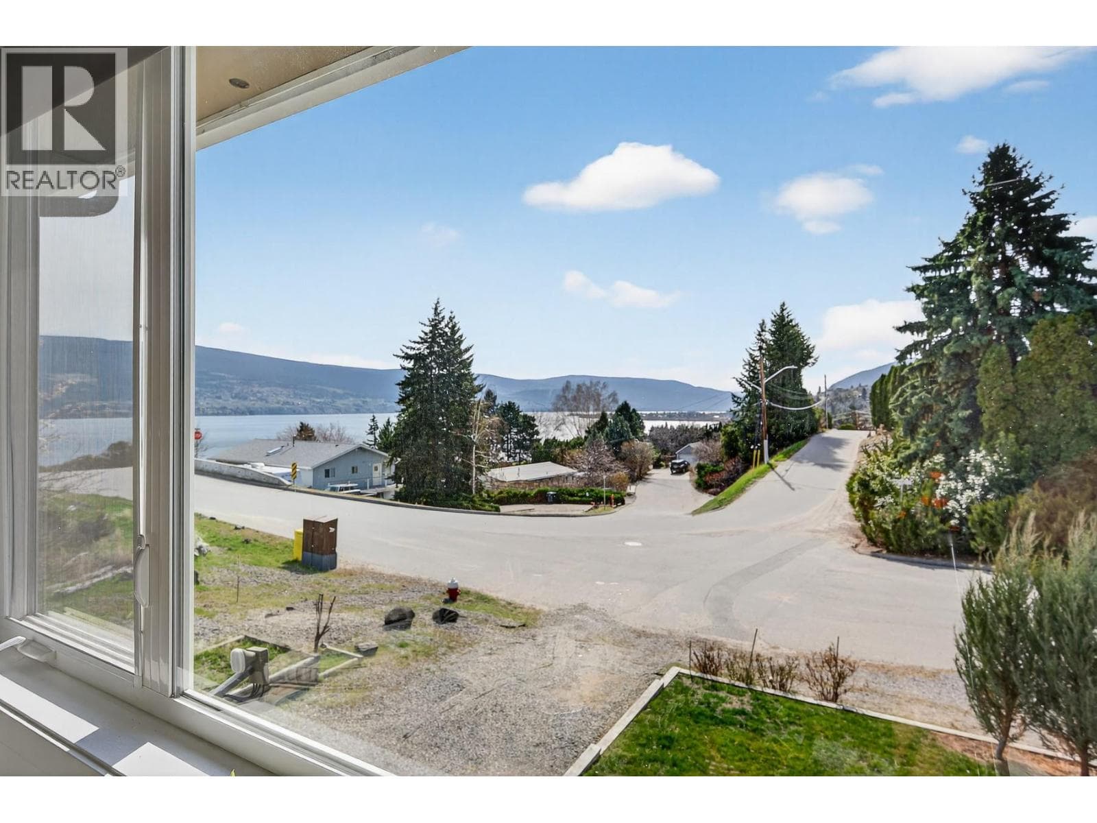6100 MACDONALD Street photo 2