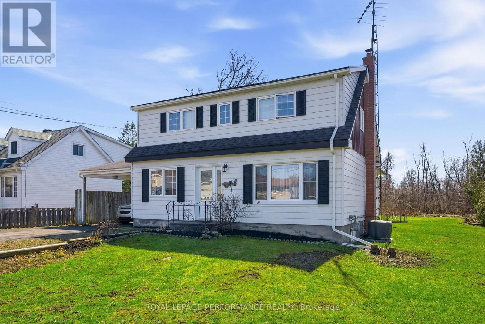 17370 HEADLINE ROAD photo 4