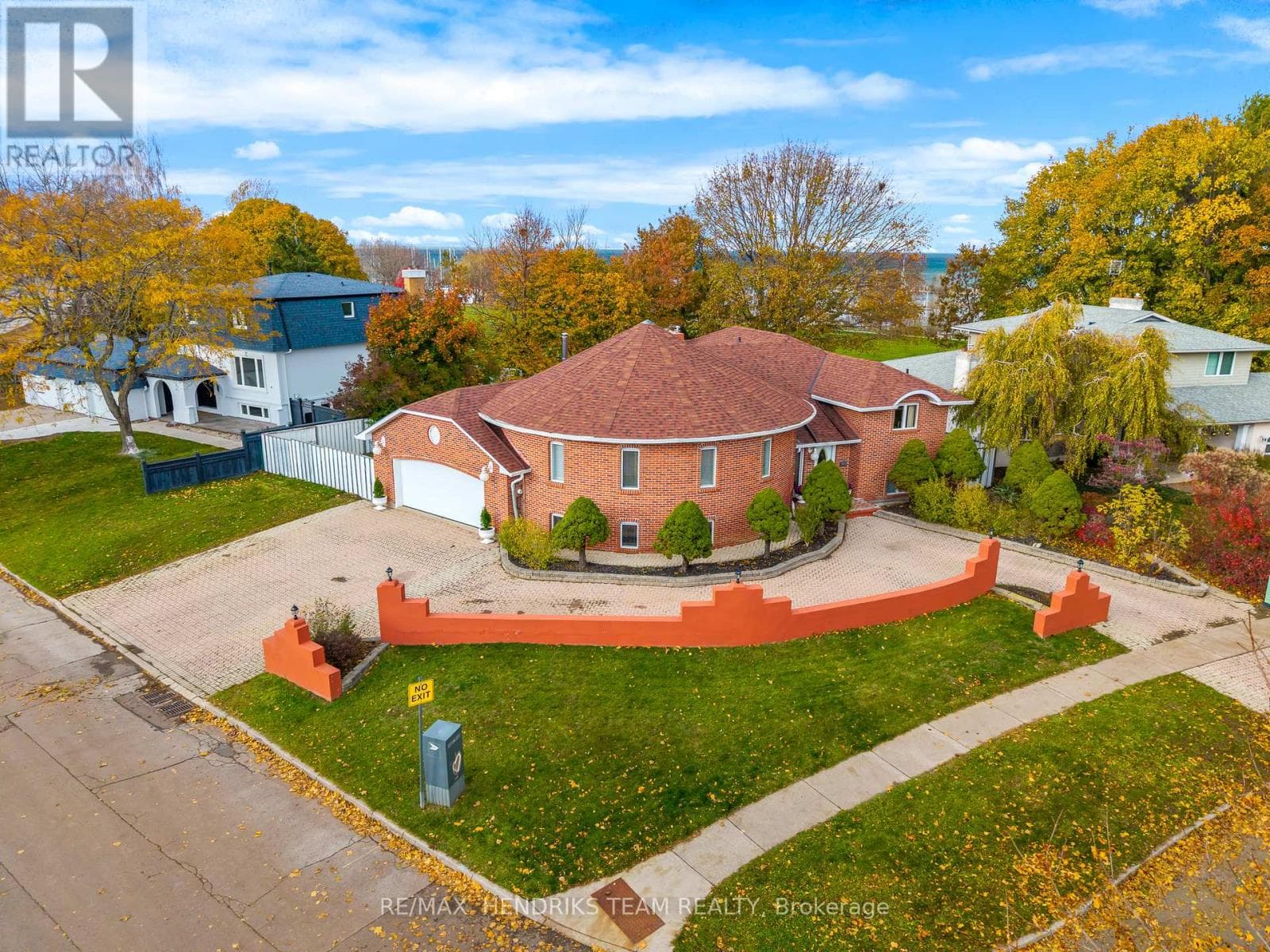 3 bed 4 bath single family at 85 WESTGATE PARK DRIVE — $1,175,000