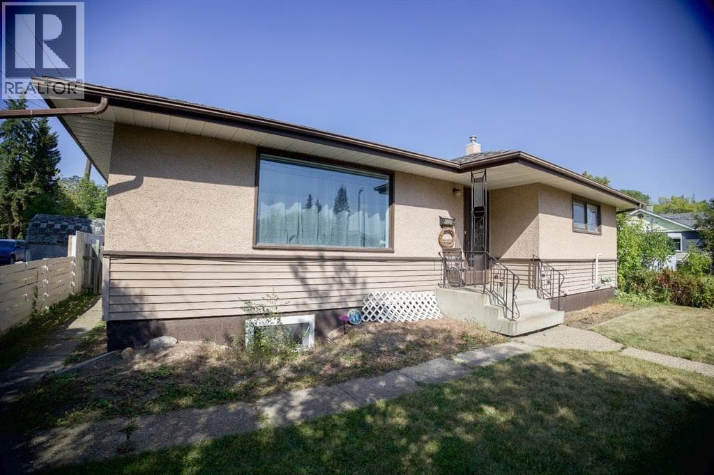 3 bed 2 bath single family at 4122 50 Street — $349,900