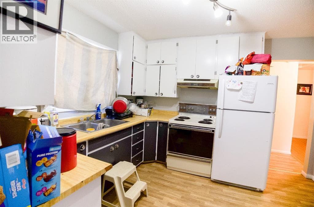 4122 50 Street photo 4