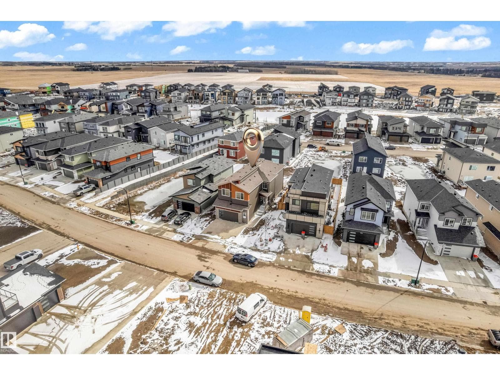 2611 62 AV NE photo 2