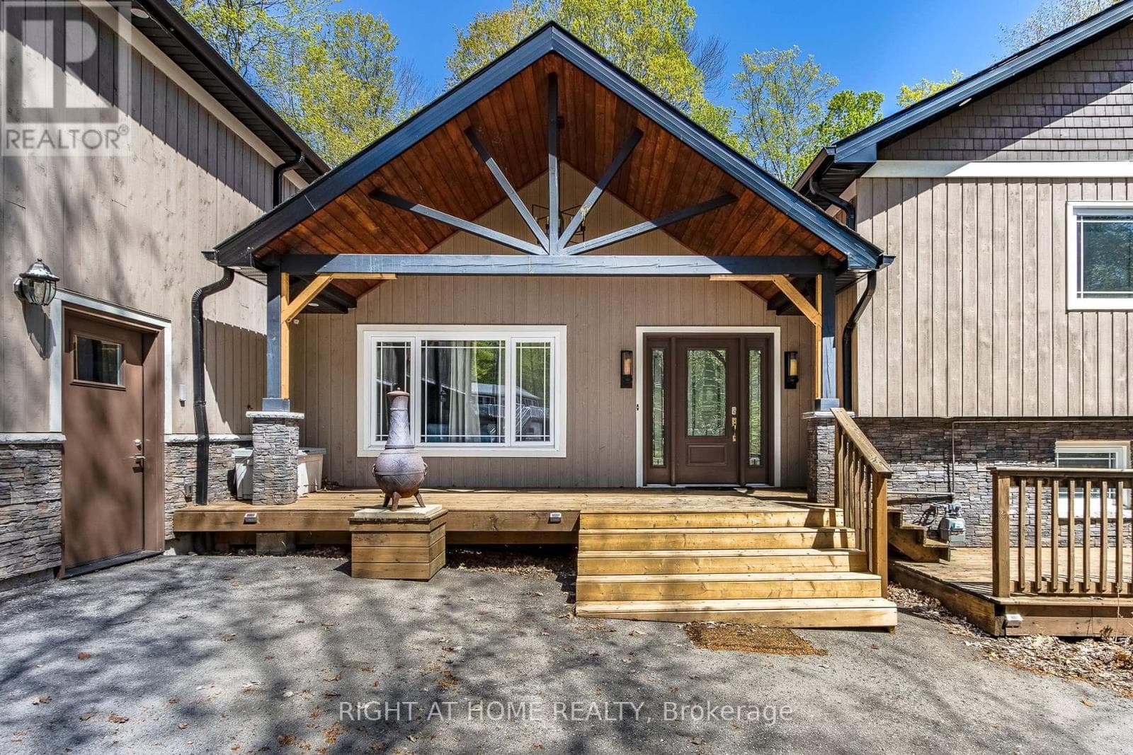 119 TIMCOURT DRIVE photo 2