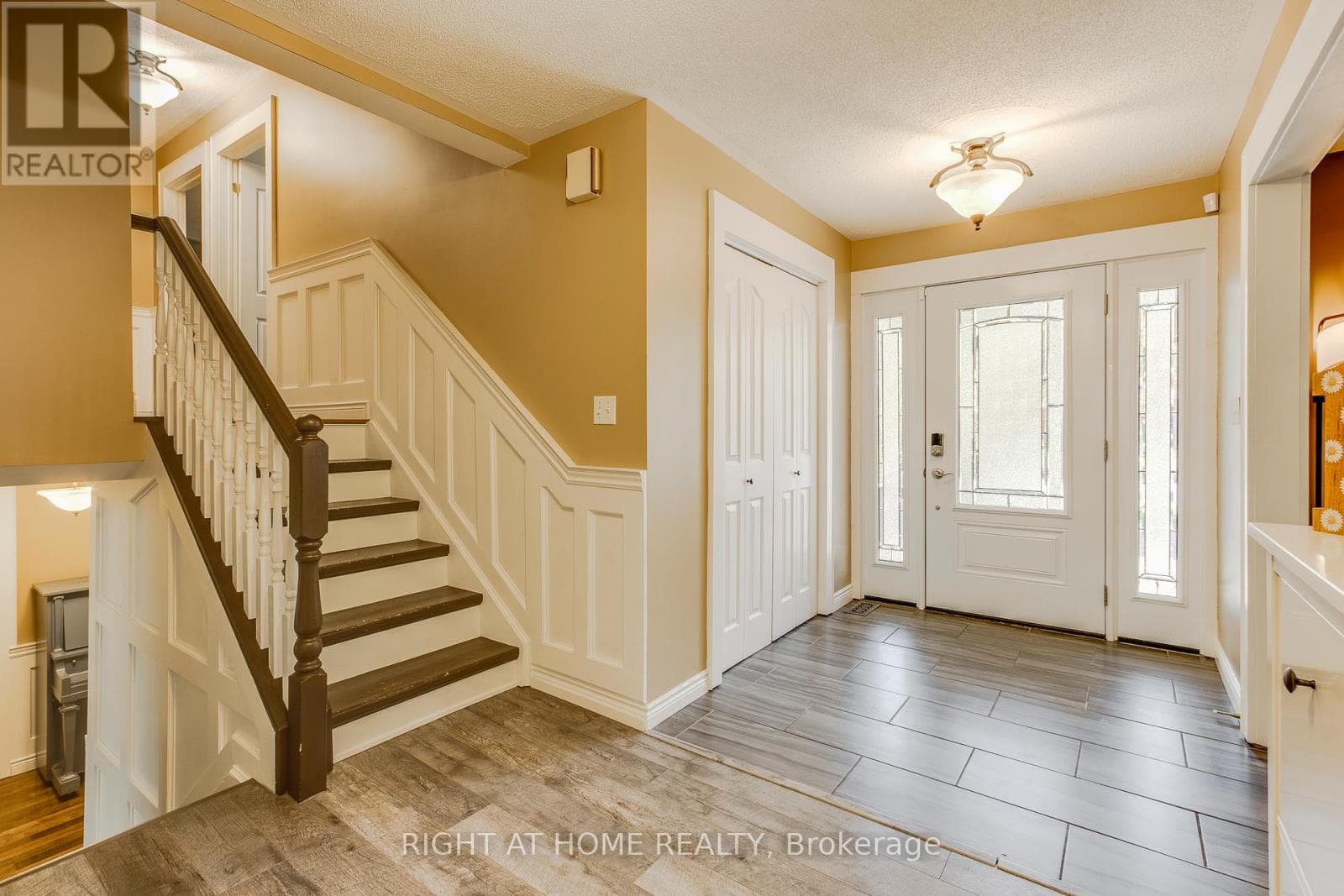 119 TIMCOURT DRIVE photo 3