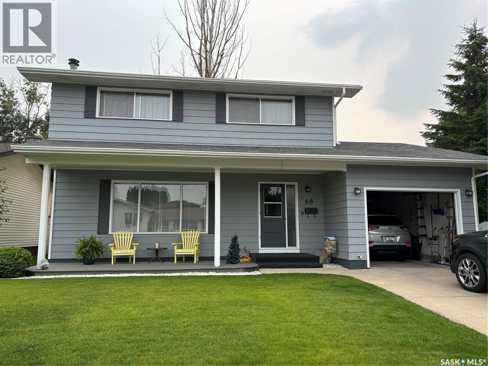 4 bed 2 bath single family at 68 Deborah CRESCENT — $519,000