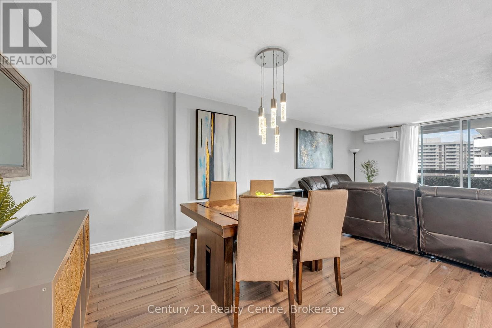 509 - 1 ROYAL ORCHARD BOULEVARD photo 4