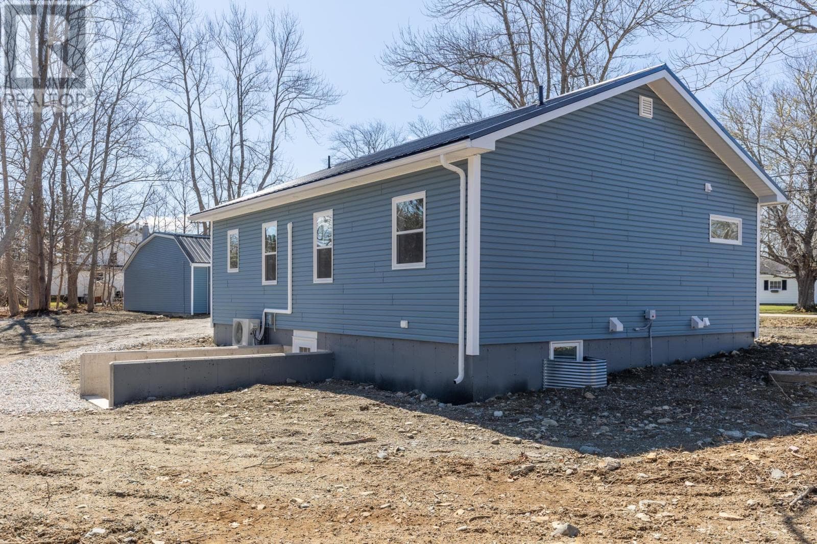 8318 Highway 3 photo 3