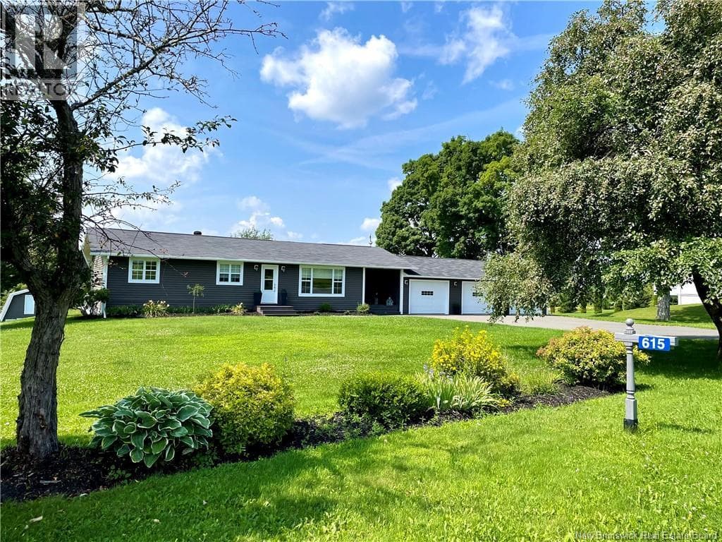 615 Rockland Road photo 3
