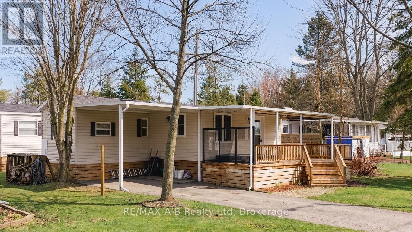 1 bed 1 bath single family at 405 - 923590 ROAD 92 ROAD — $148,000