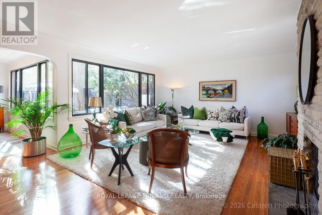 423 MOORE STREET photo 5
