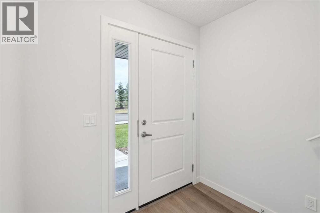 54 Evanscrest Manor NW photo 3