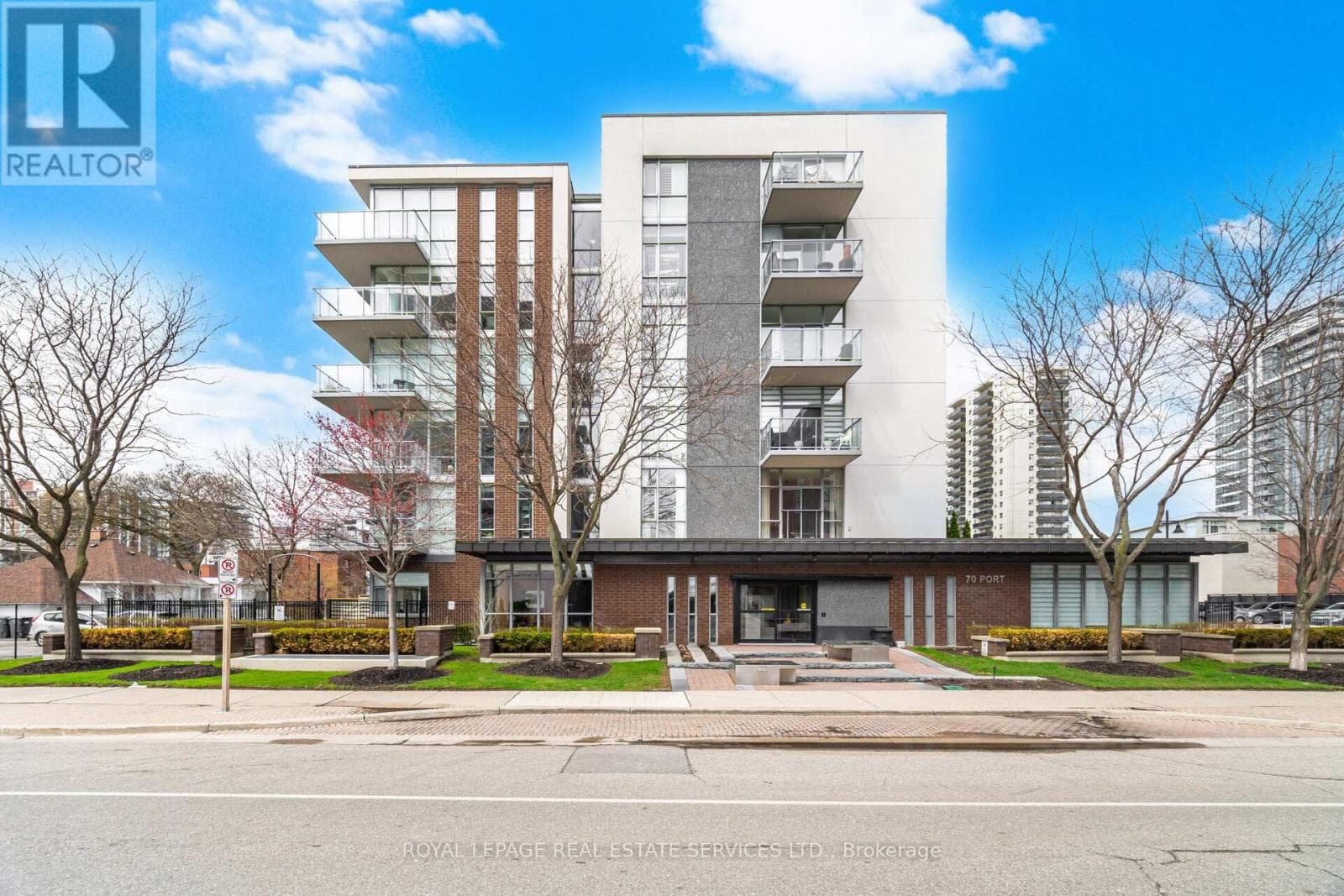 3 bed 2 bath single family at 204 - 70 PORT STREET E — $848,000