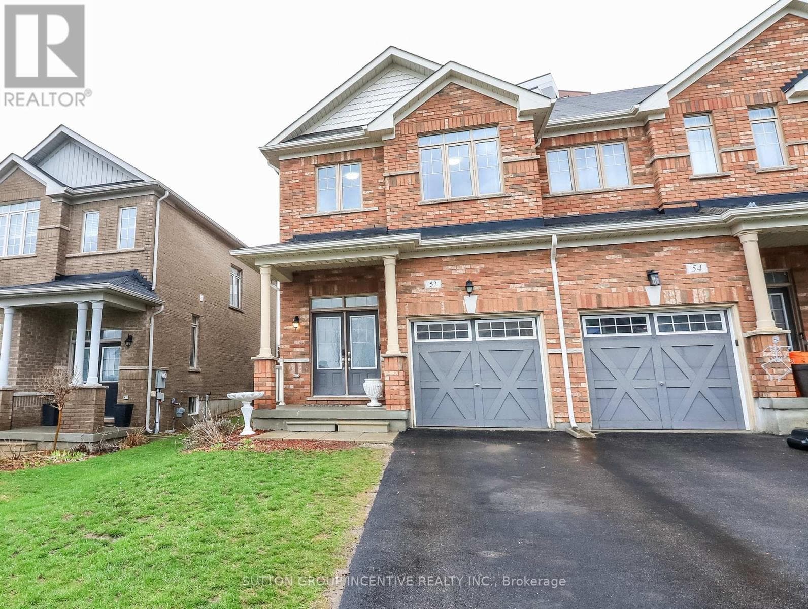 3 bed 3 bath single family at 52 SNELGROVE CRESCENT — $674,900