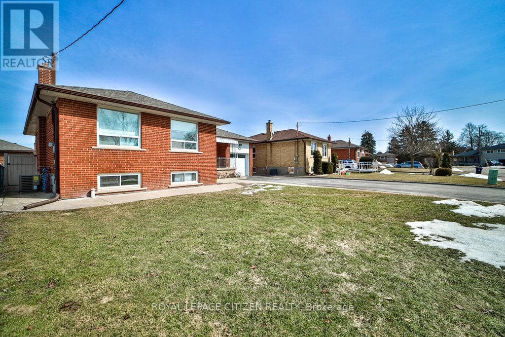 34 BELLEGLADE COURT photo 3