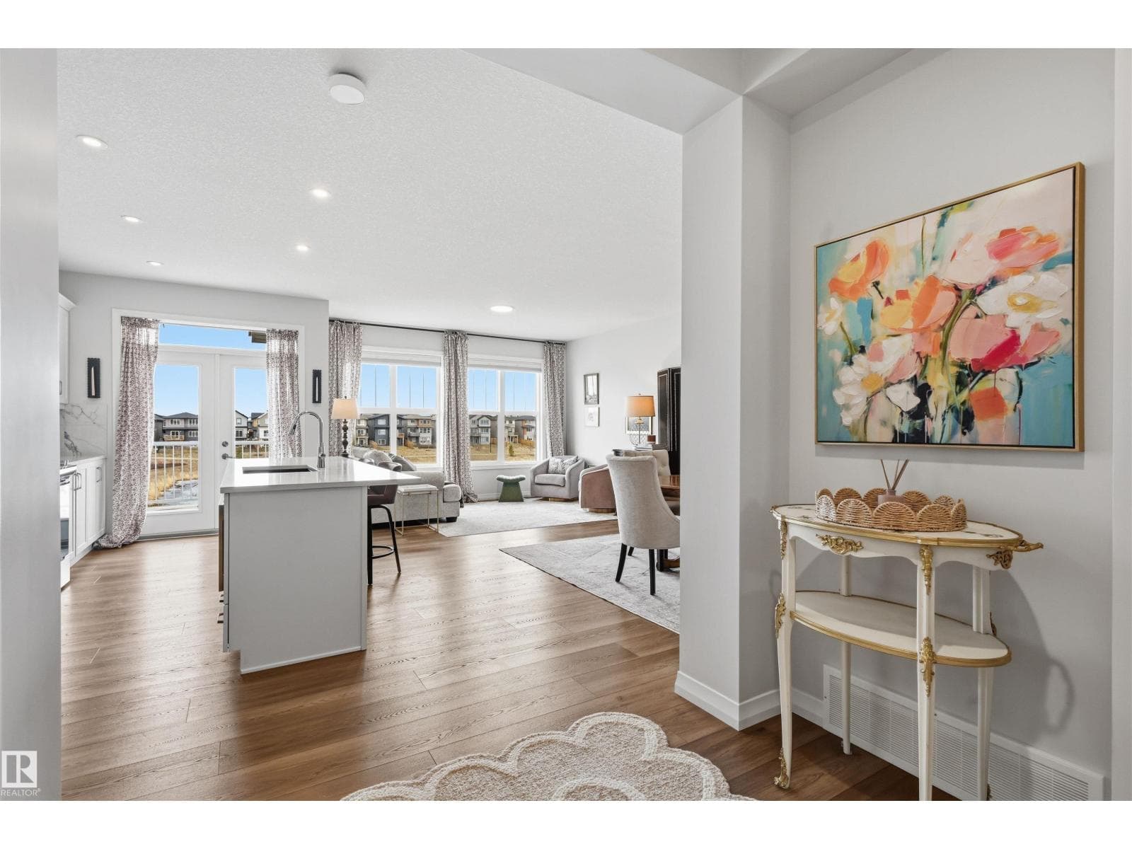 2520 206 ST NW photo 3