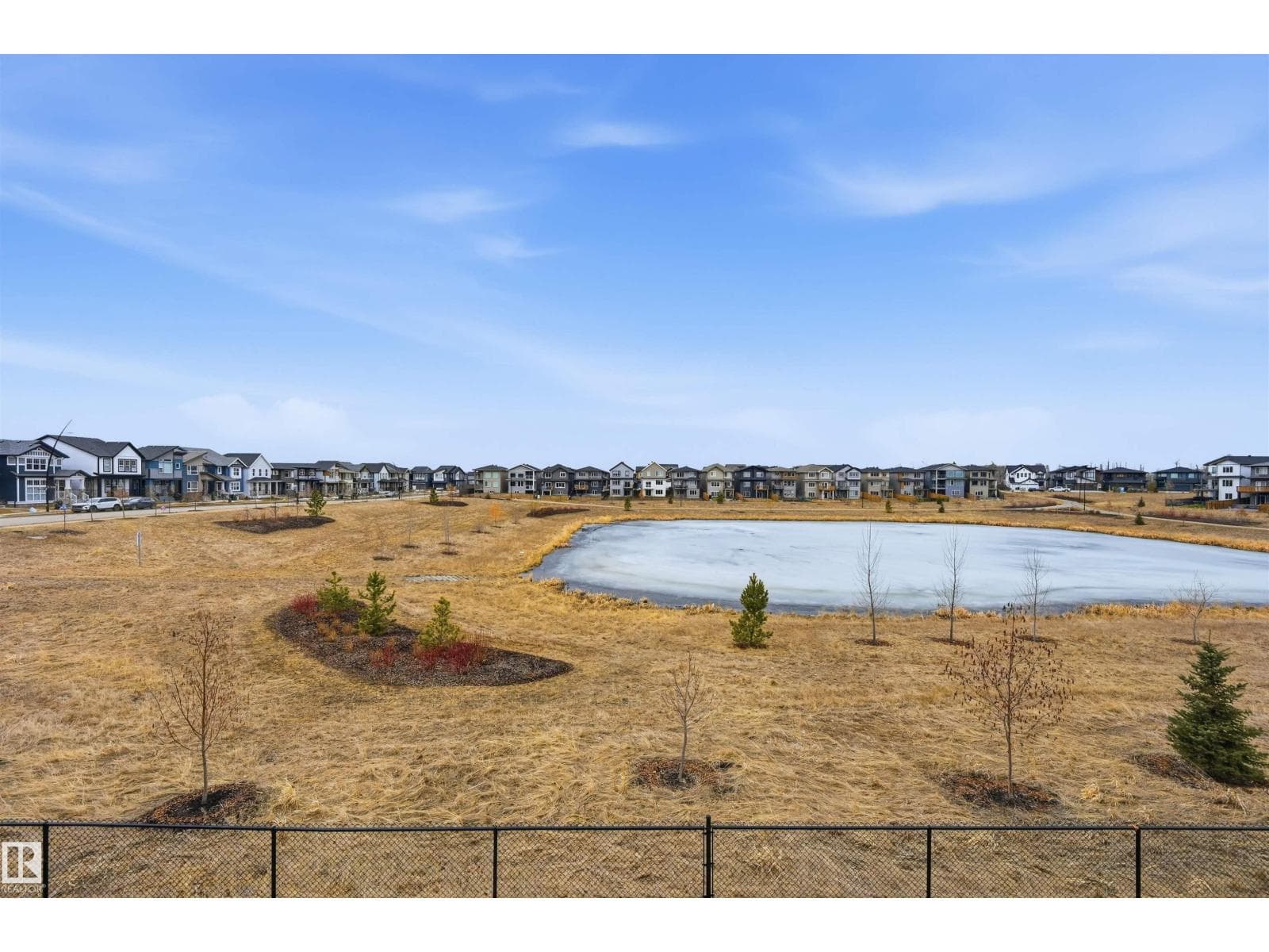 2520 206 ST NW photo 2