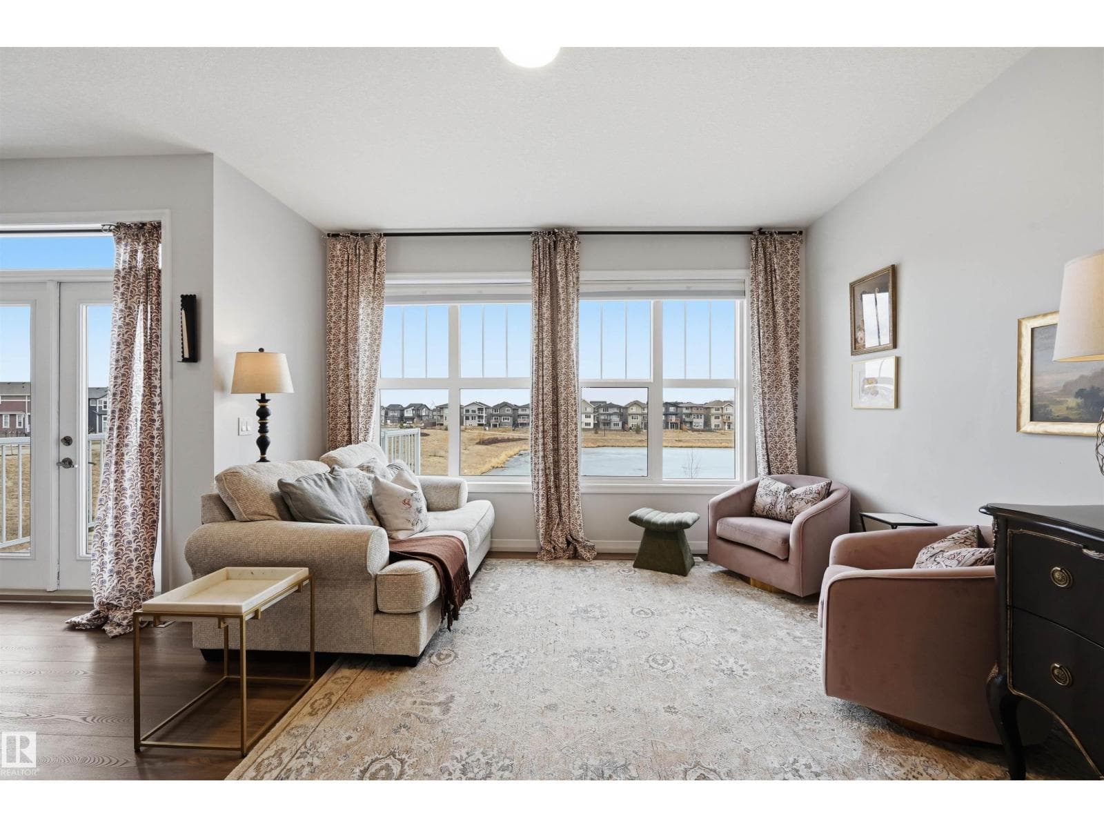 2520 206 ST NW photo 5