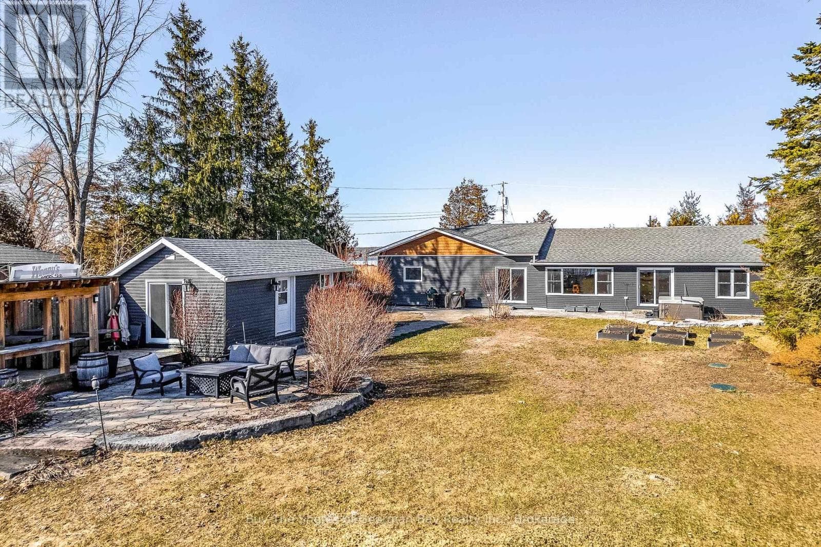 17 WILCOX ROAD photo 2