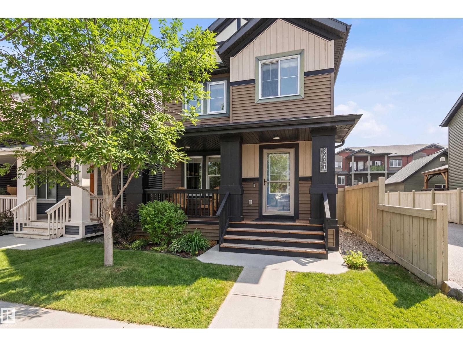 3247 CHERRY CR SW photo 2