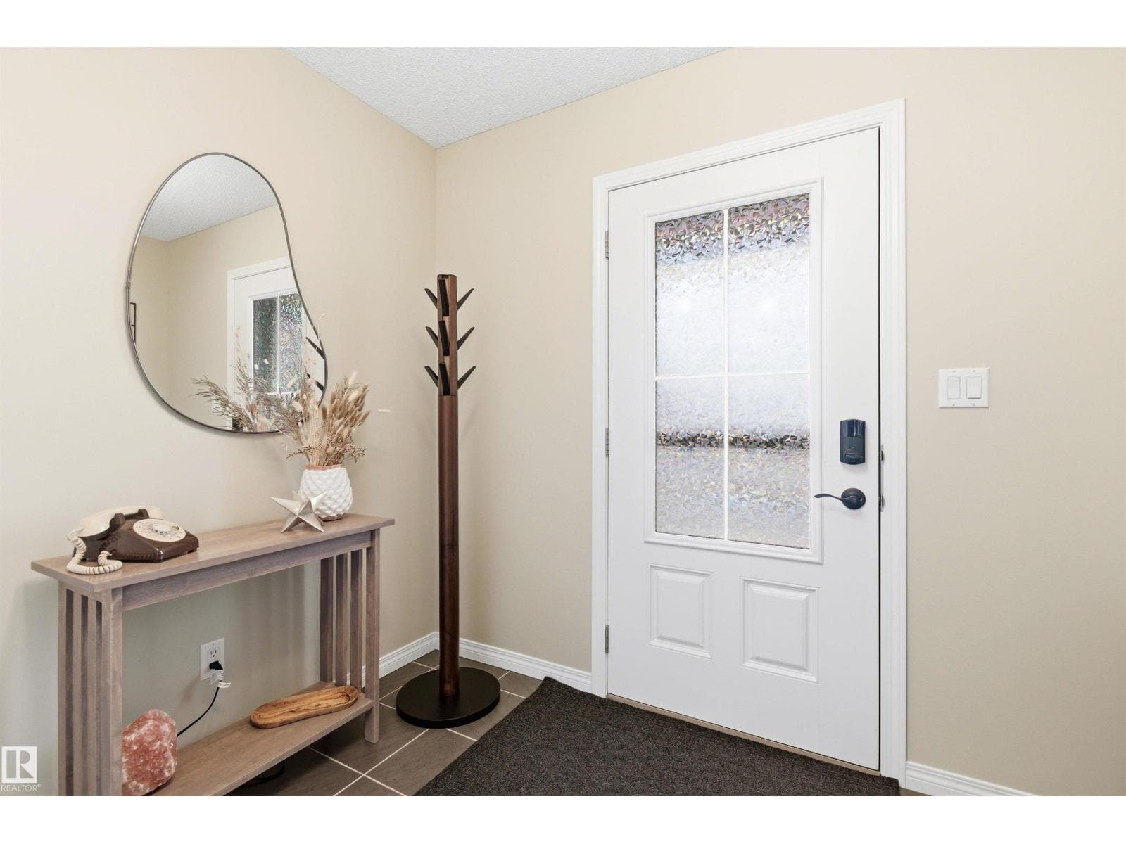 3247 CHERRY CR SW photo 4
