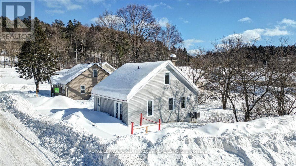 1 bath retail at 18 SNOW ROAD S — $327,000