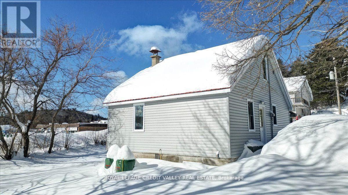 18 SNOW ROAD S photo 5