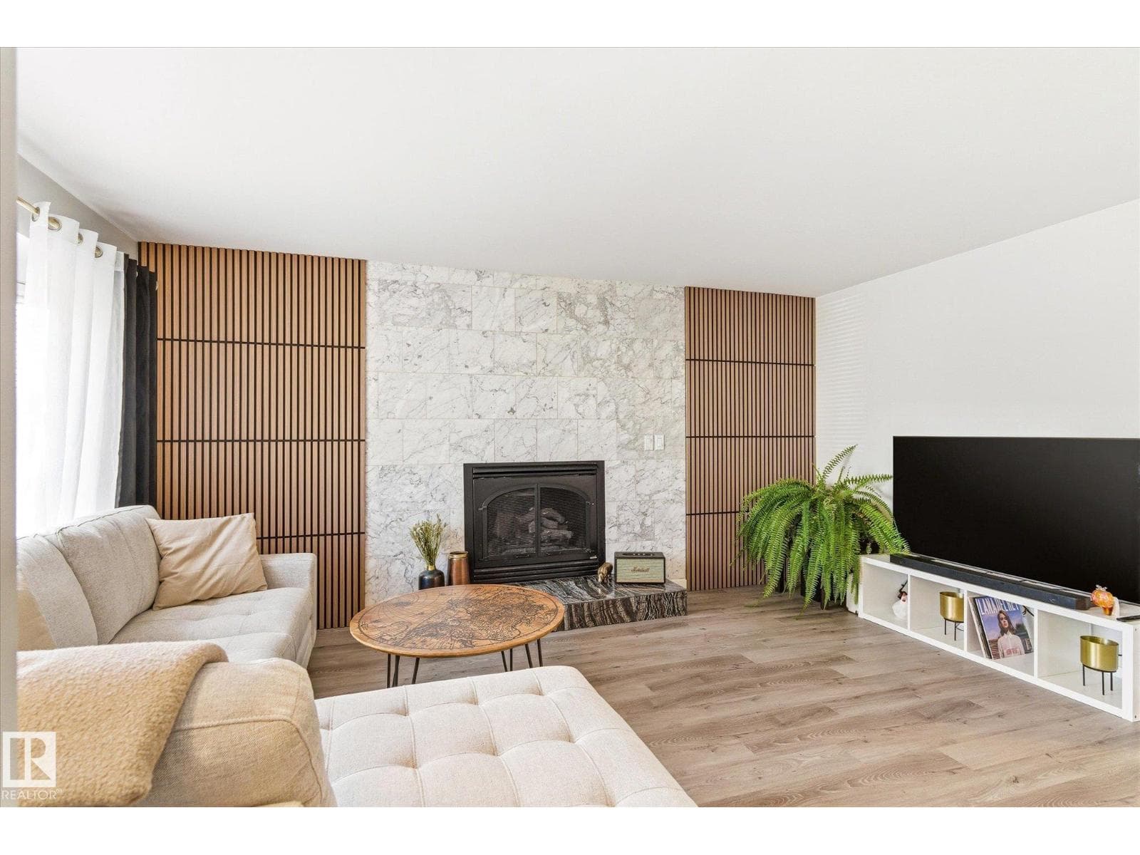 67 Arlington DR — photo 4