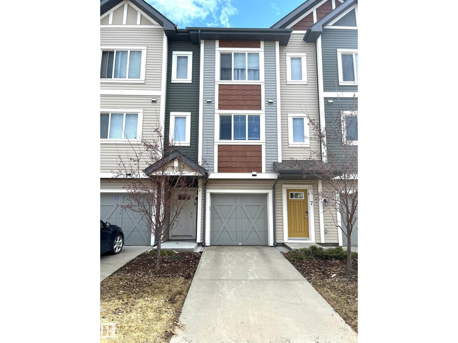#8 320 SECORD BV NW photo 2