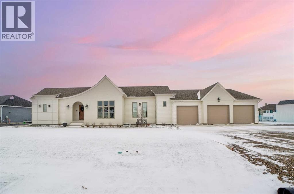 5 bed 3 bath single family at 5 Quarry Bank Road — $999,900