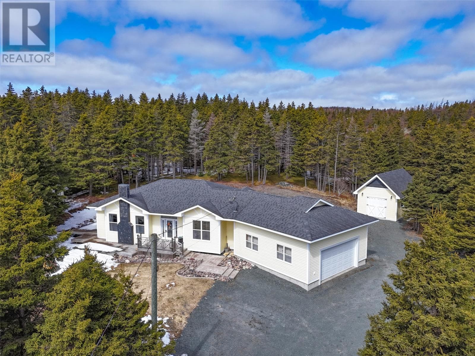 3 bed 3 bath single family at 7-9 Frost's Lane — $549,900
