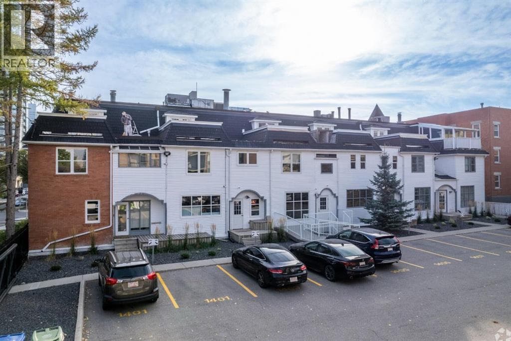 1401 2 Street SW photo 2