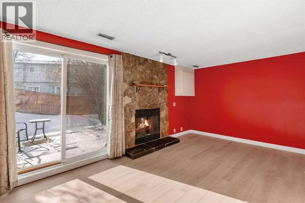92, 1190 Ranchview Road NW photo 3