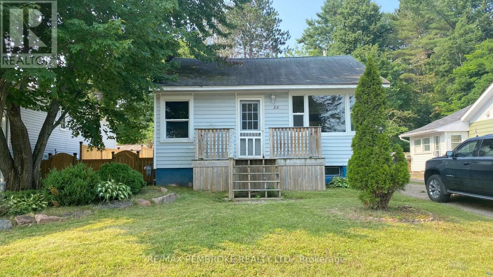 5 bed 2 bath single family at 53 HURON STREET — $359,900