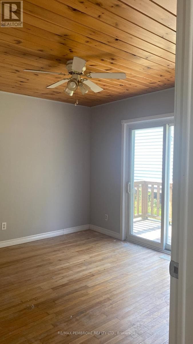 53 HURON STREET photo 5