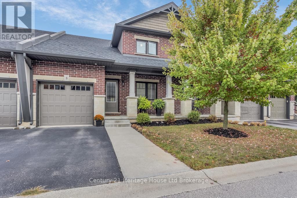 2 bed 2 bath single family at 3 - 35 CHATFIELD STREET — $539,900