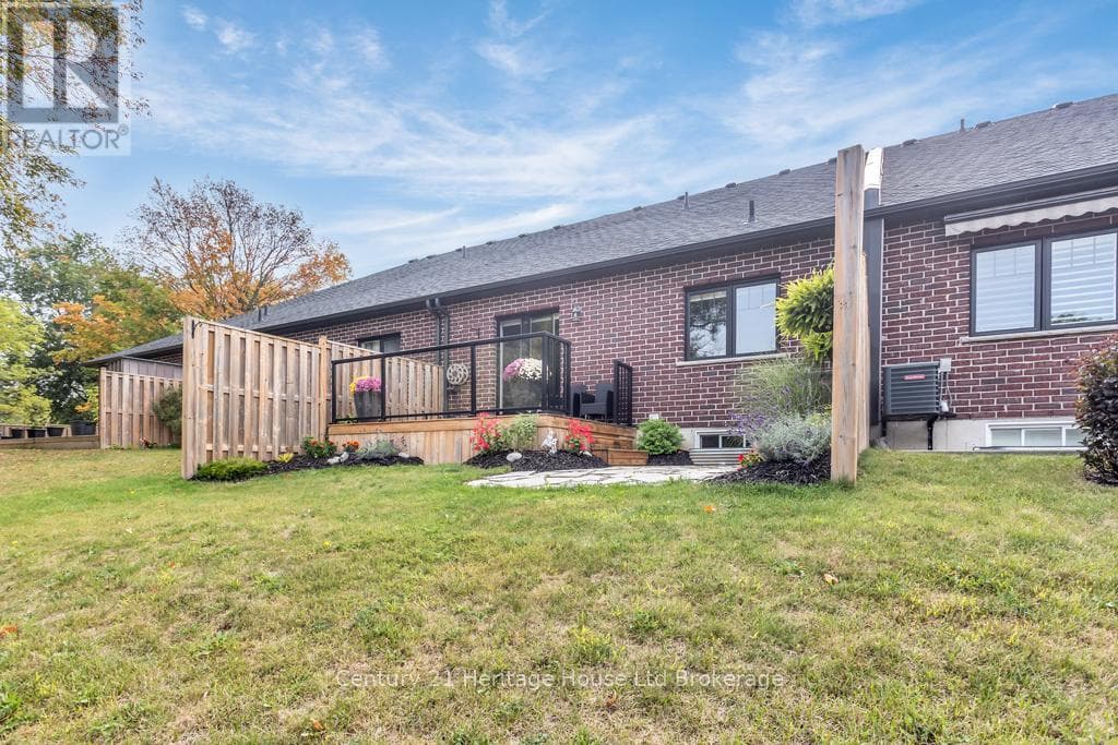 3 - 35 CHATFIELD STREET photo 3