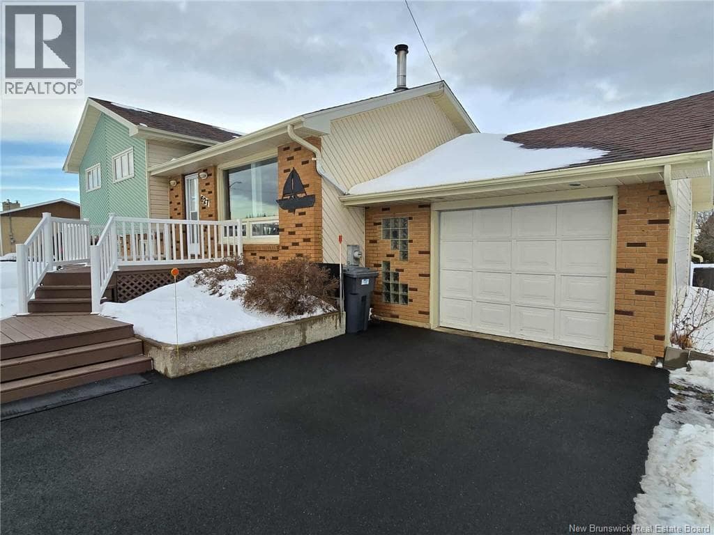 627 Principale Street photo 2