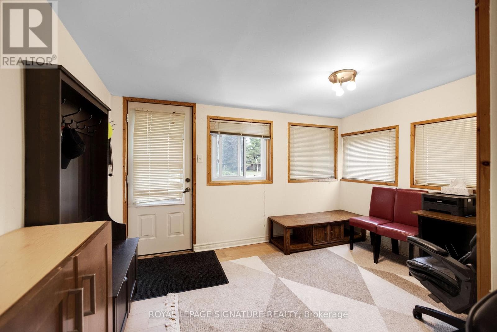 25 PLAYFAIR DRIVE photo 3