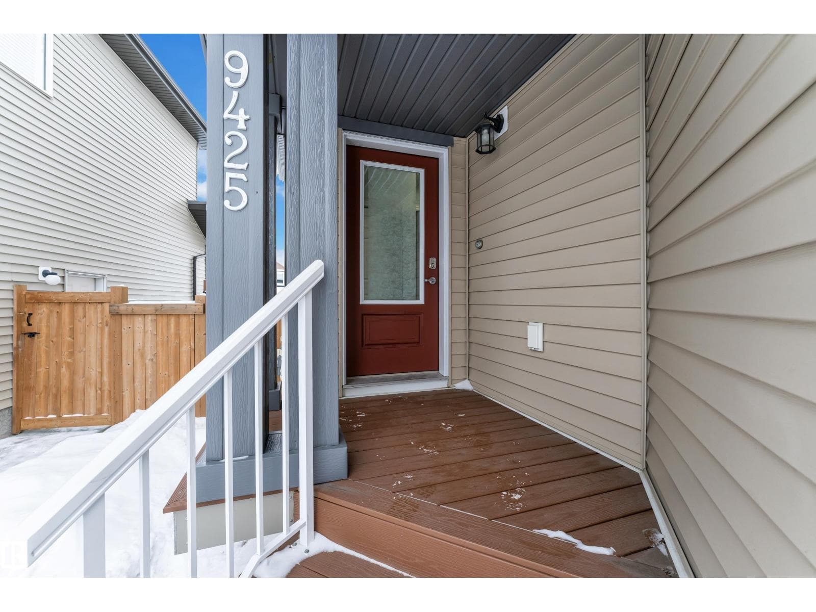 9425 206A ST NW photo 3