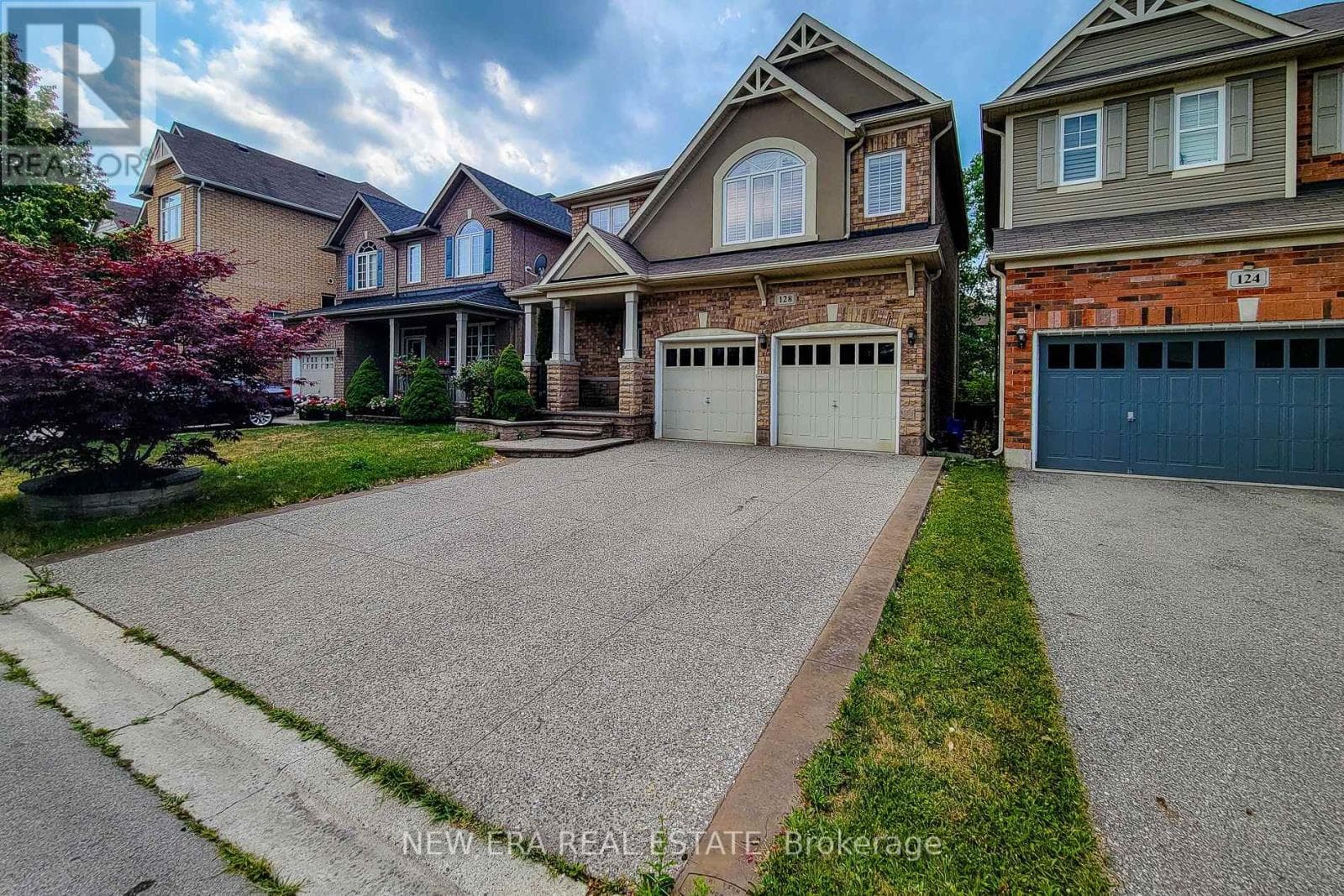 128 MONTREAL CIRCLE photo 3