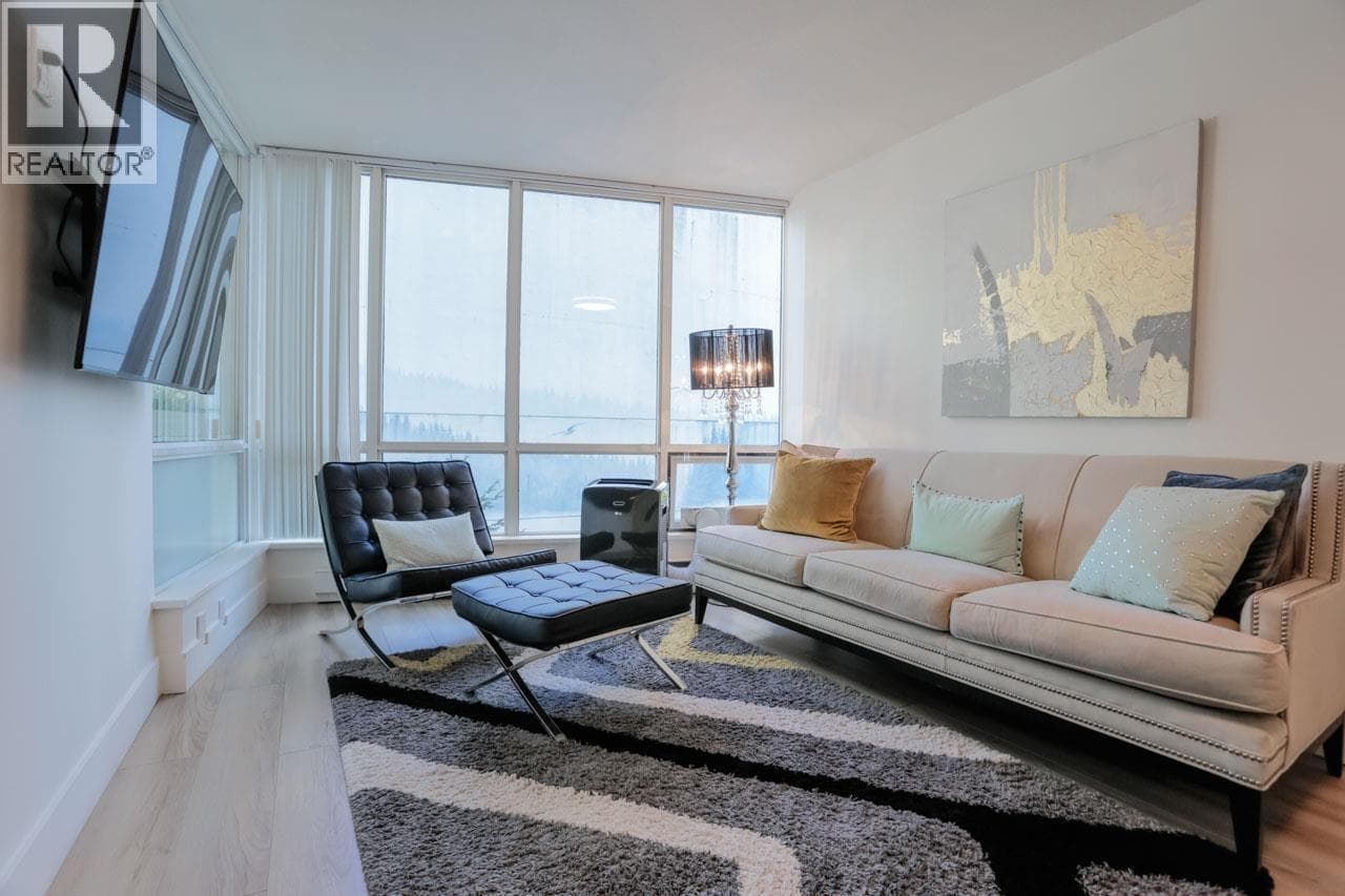 1 bed 1 bath single family at 805 1166 MELVILLE STREET — $709,900
