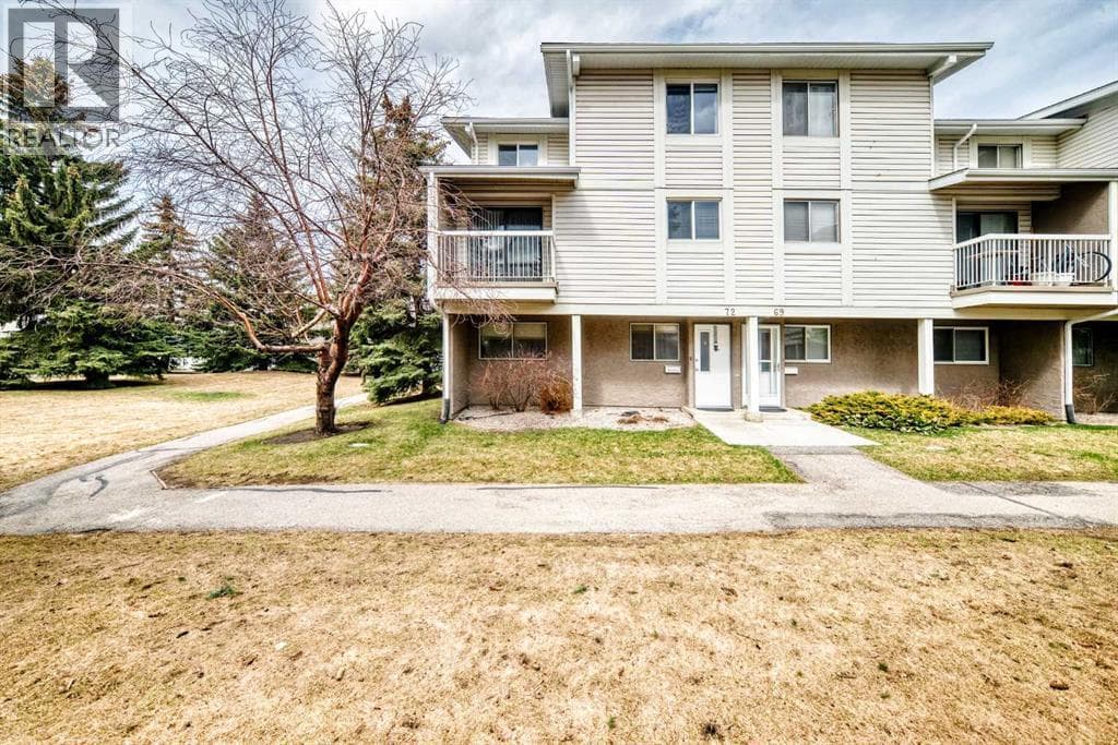 72, 3015 51 Street SW photo 2
