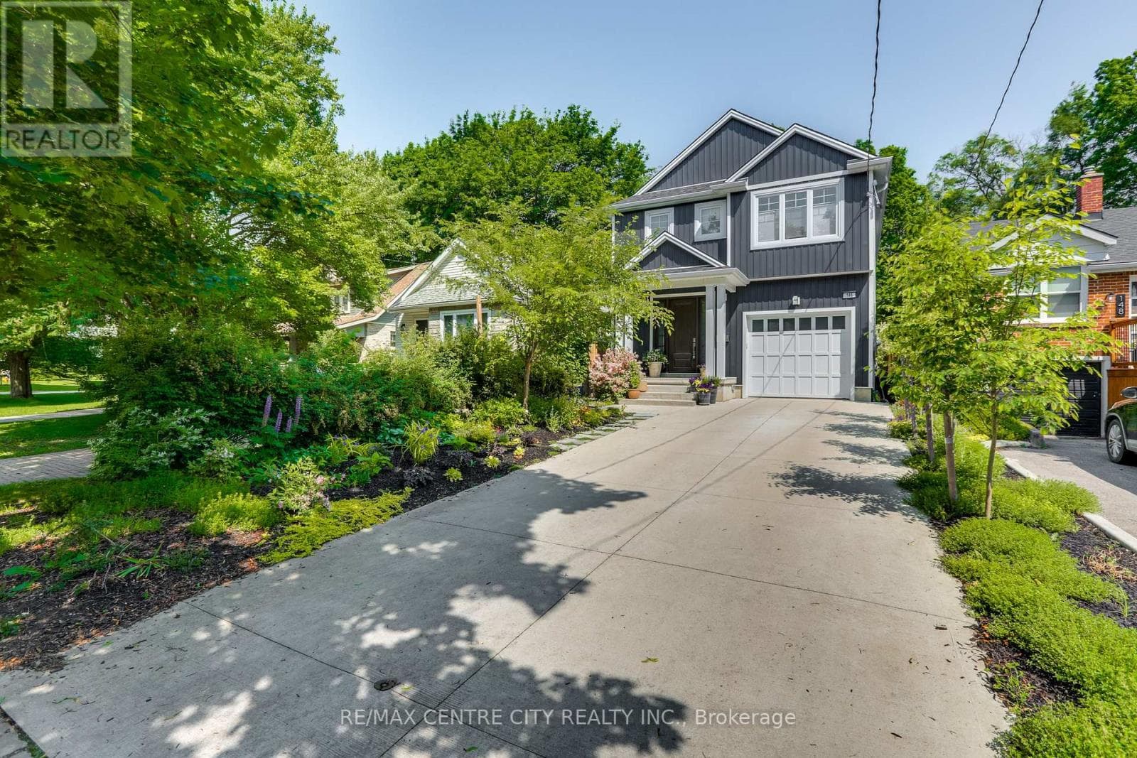 146 VICTORIA STREET photo 2