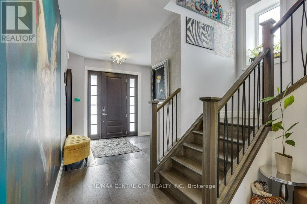 146 VICTORIA STREET photo 5