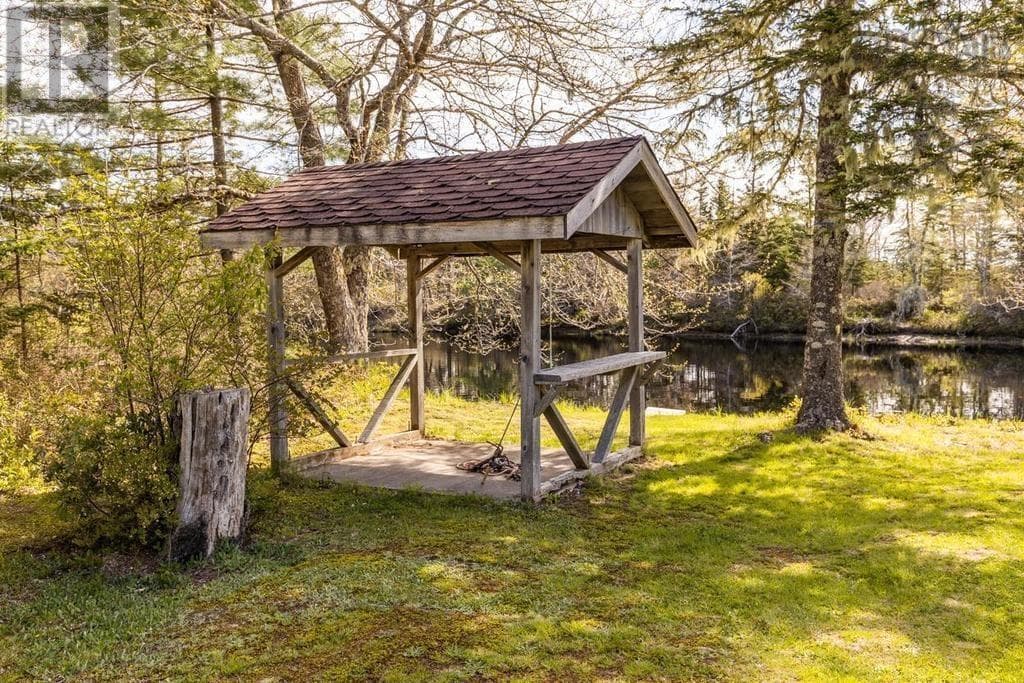 1256 Upper Clyde Road photo 4