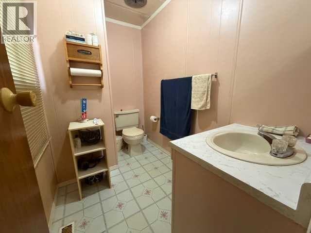 108, 6026 13 Avenue photo 4