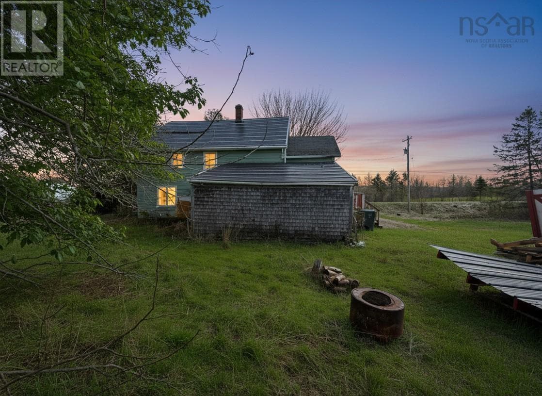 9936 Highway 215 photo 5