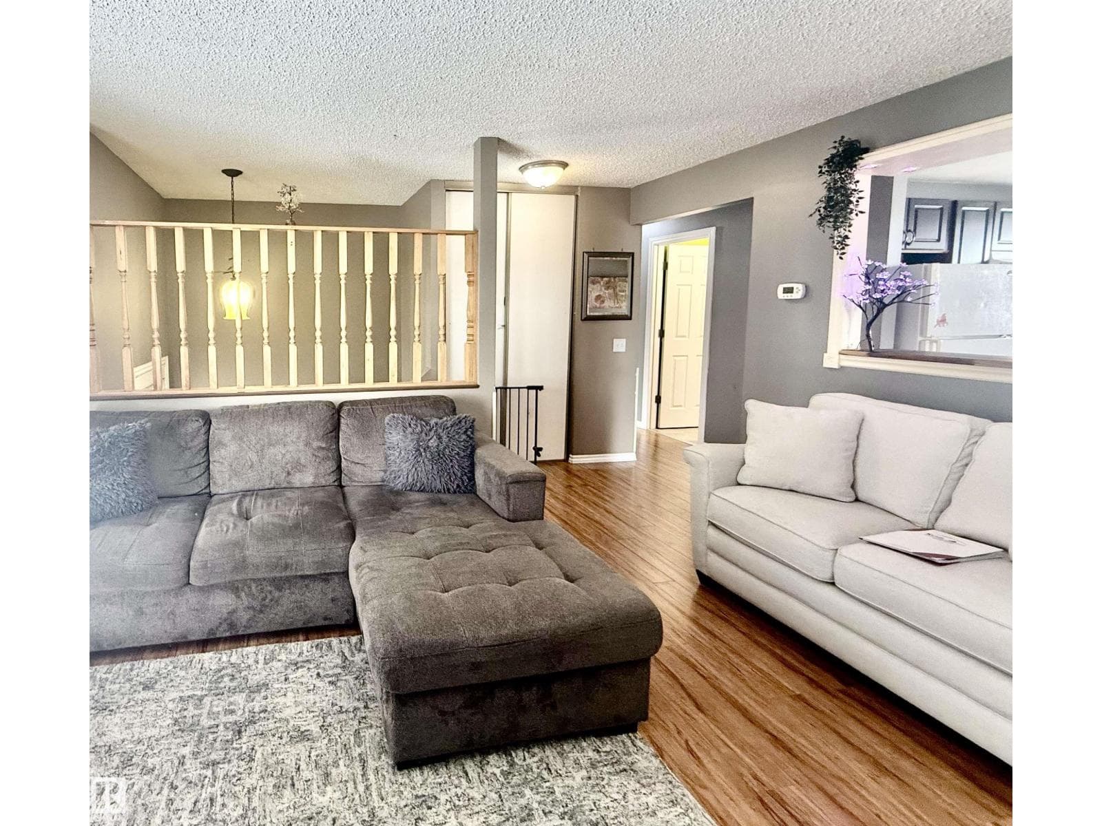 3520 17B AV NW photo 5