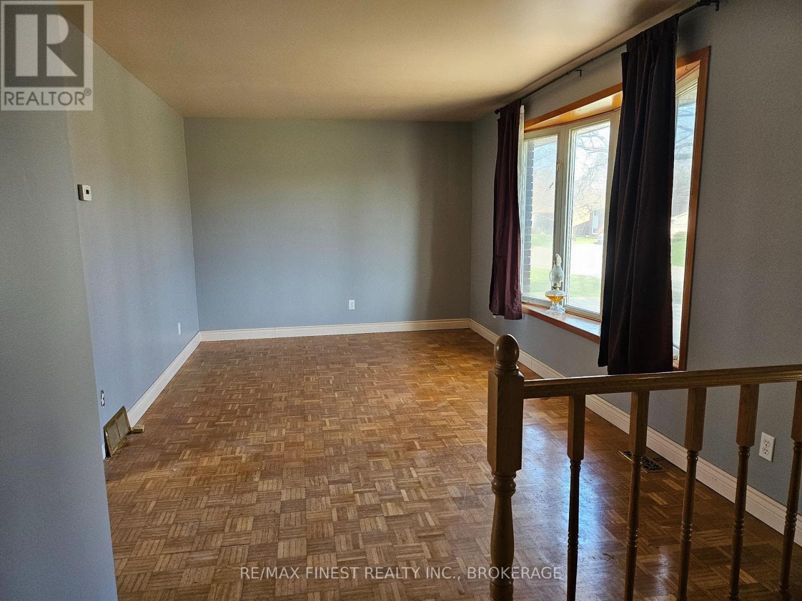 86 CHESTERFIELD DRIVE photo 5